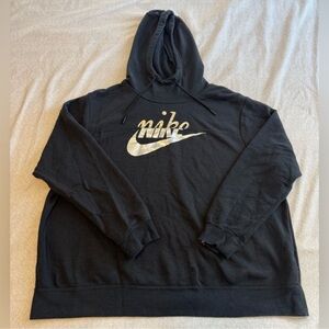 Nike Air Size 1X Black Hoodie Sweater Women Plus Size.